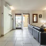 Via Giardini House Apartmán *
