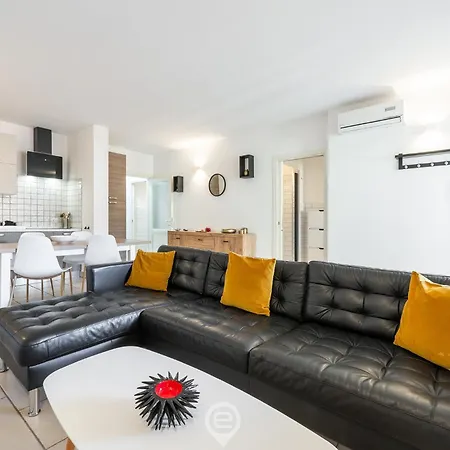 Appartement Via Giardini House *